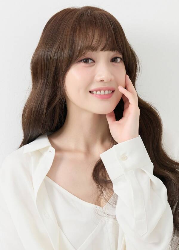 ▲ 드라마 '유일무이 로맨스' 출연으로 본격적인 배우 활동에 나서는 나현영. 제공|씨엘엔컴퍼니