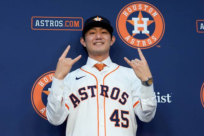 세이부에서 58승을 올린 이마이가1월 6일 휴스턴에 입단했다. 이마이는 입단 기자회견에서 이번 WBC에 불참한다고 밝혔다. AP연합뉴스