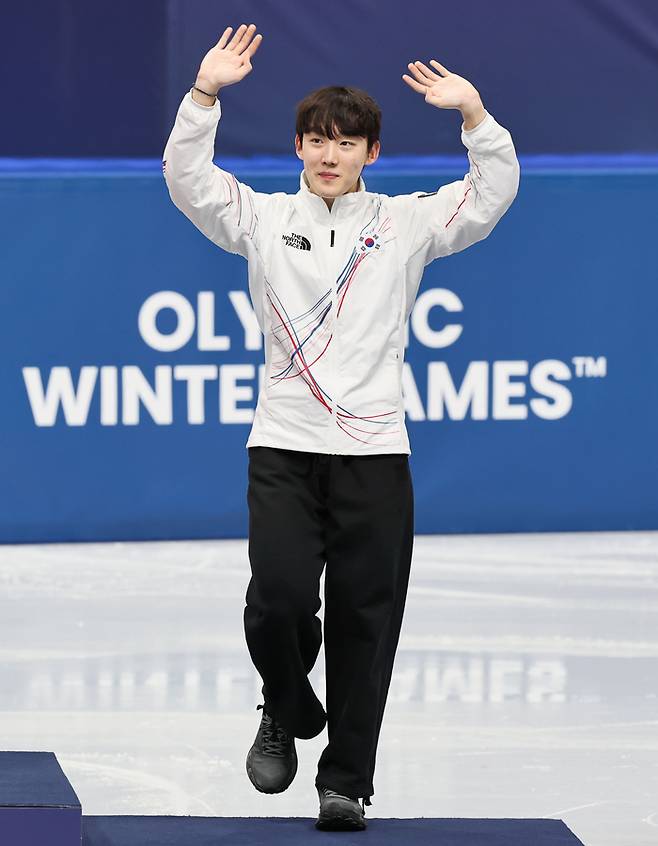 밀라노·코르티나담페초 동계올림픽 쇼트트랙 남자 1000m에서 동메달을 따낸 임종언. 뉴시스