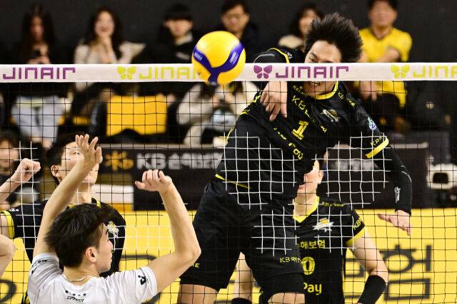 1세트 현대캐피탈이 30-29로 앞서던 상황에서 차영석이 공격을 시도하고 있다. / 한국배구연맹(KOVO)