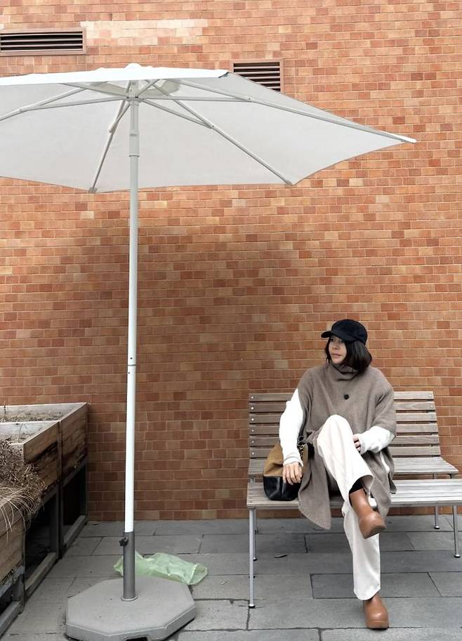 [서울=뉴시스] 배우 황신혜. (사진=황신혜 인스타그램 캡처) 2026.02.13. photo@newsis.com *재판매 및 DB 금지