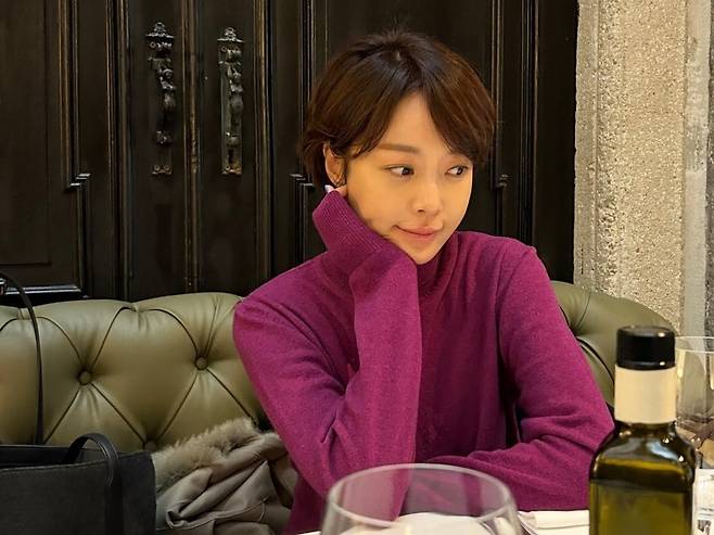 황정음이 장난감 무료 나눔 게시물을 올렸다가 네티즌들의 질타를 받았다. 황정음 인스타그램 캡처