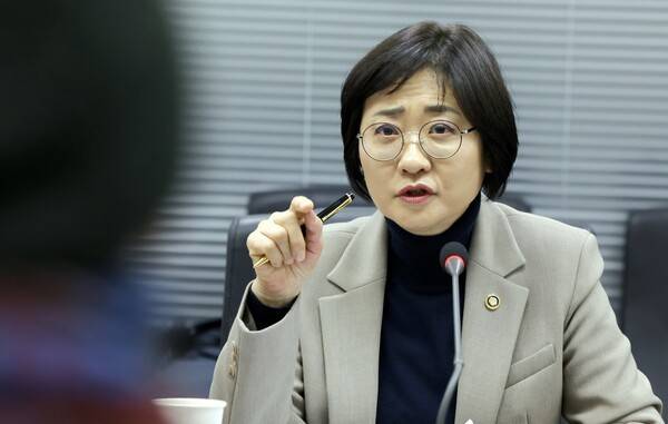 이스란 보건복지부 1차관 / 보건복지부