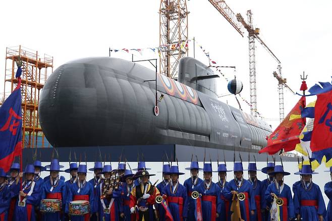 해군 ‘장영실함’ (장보고III Batch-II 1번함인 3600t급) 진수식.