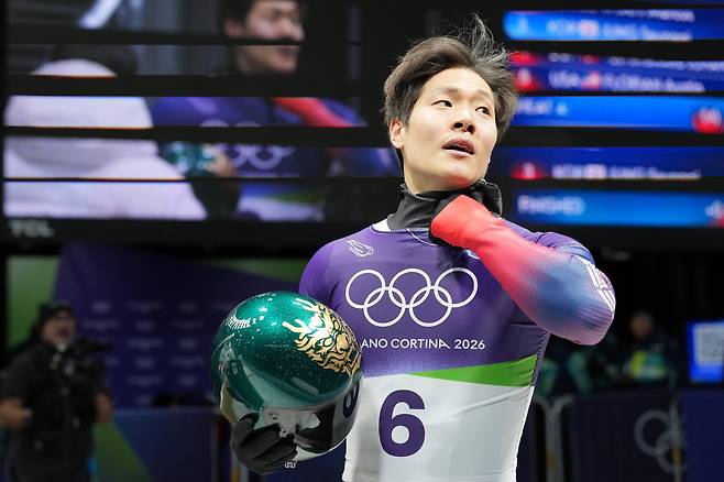 Jung Seung-gi reacts in the finish area of the men's event of the skeleton competitions at the Milan-Cortina 2026 Winter Olympic Games, in Cortina d'Ampezzo, Italy, on Feb. 13. [EPA/YONHAP]