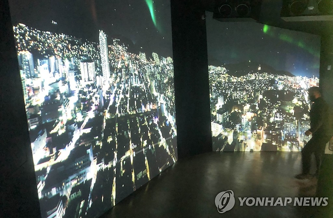 부산 용두산공원 부산타워에서 본 야경 [연합뉴스]