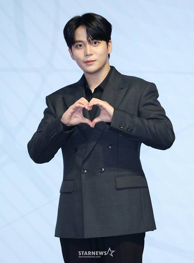 그룹 에이티즈(ATEEZ) 종호가 5일 오후 서울 여의도 페어몬트 앰배서더 호텔에서 진행된 미니 13집 '골든 아워 : 파트 4'(GOLDEN HOUR : Part.4) 발매기념 기자간담회에 앞서 포즈를 취하고 있다. /2026.02.05 /사진=이동훈 photoguy@