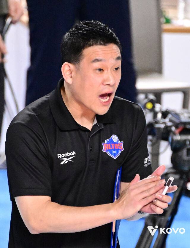 여오현 감독 대행/KOVO