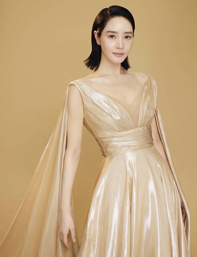 지난 13일 김혜수가 자신의 SNS에 게재한 사진 중 하나. 김혜수 SNS