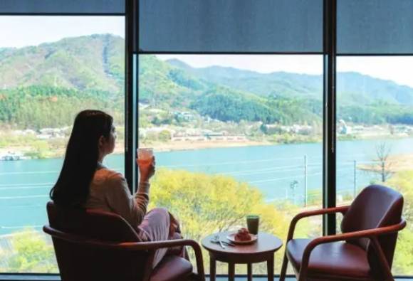 스타벅스 리버사이드대성리DT점. [사진=스타벅스]