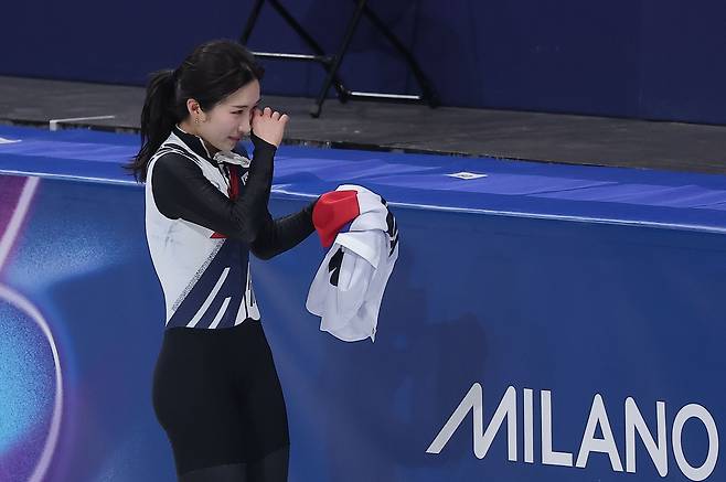 평소 잘 울지 않는 김길리는 올림픽 동메달을 딴 뒤 눈물을 보였다. 뉴스1