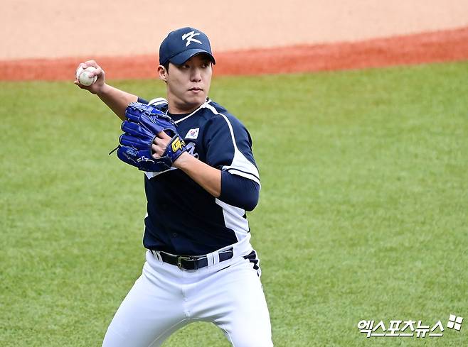 오른쪽 팔꿈치 굴곡근 부상으로 2026 월드베이스볼클래식(WBC) 출전이 무산된 삼성 라이온즈 투수 원태인. 사진 엑스포츠뉴스 DB