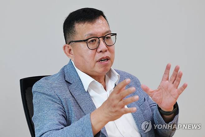 연합뉴스와 인터뷰 중인 전인범 전 특전사령관 [신현우 기자 촬영]