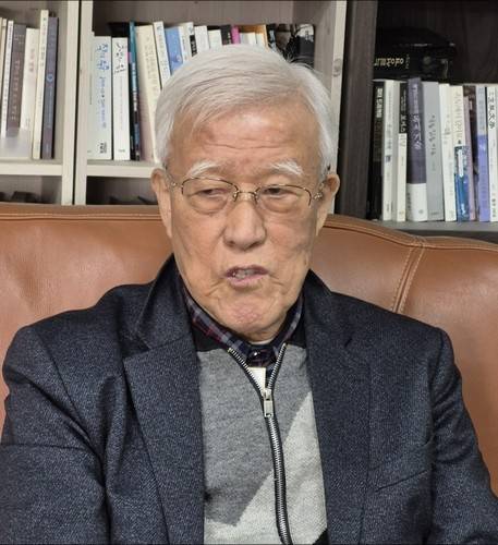 연합뉴스와 인터뷰 중인 장인순 전 원자력연구소 소장 [윤근영 기자 촬영]