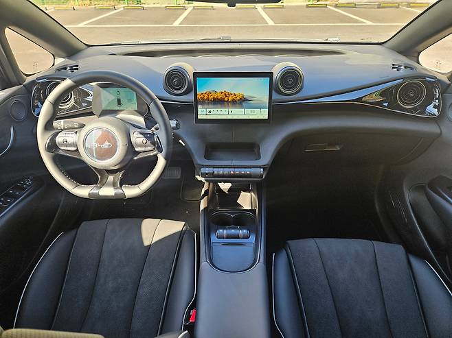 BYD 돌핀의 1열. /김지환 기자