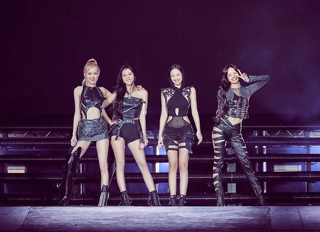 올해 데뷔 10주년을 맞아 그룹 활동으로 컴백하는 걸그룹 블랙핑크. YG엔터테인먼트 제공