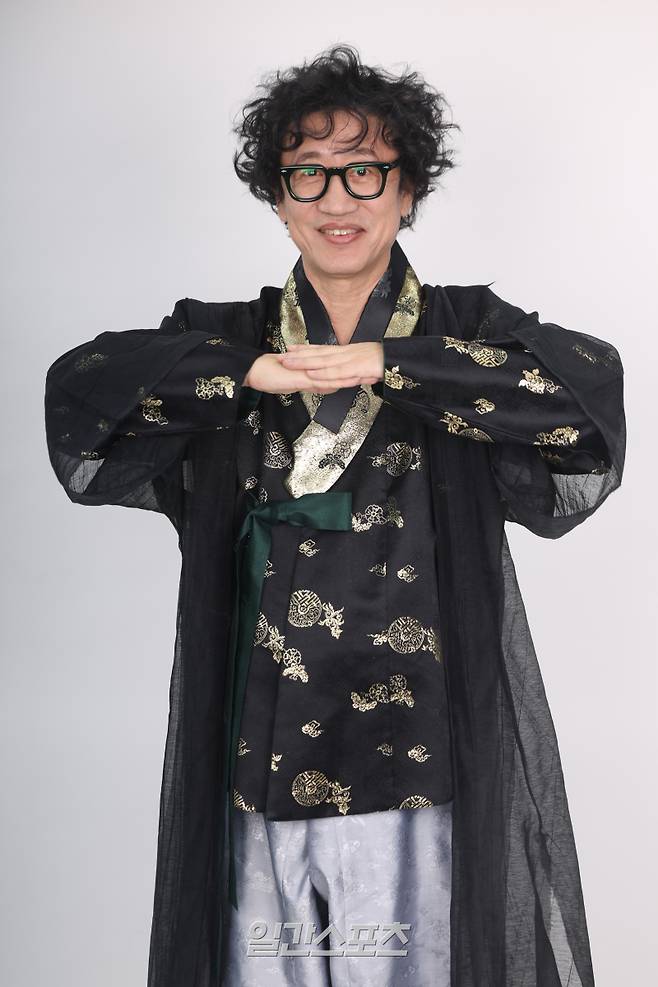 가수 김광진이 2일 오후 서울 중구 순화동 KG타워에서 진행된 일간스포츠와의 인터뷰에 앞서 포즈를 취하고 있다. 서병수 기자 qudtn@edaily.co.kr /2026.02.2/