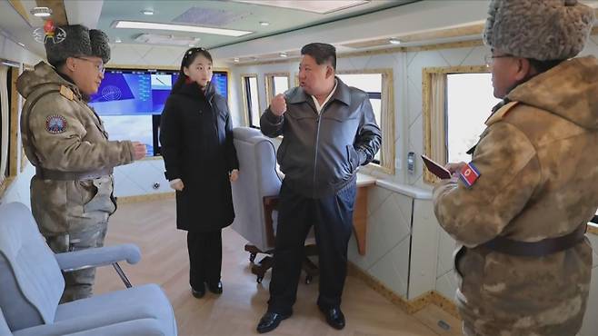 [서울=뉴시스] 김정은 국무위원장과 딸 주애도 함께했다. (사진=조선중앙TV 캡처) 2026.01.28.*재판매 및 DB 금지 /사진=류현주