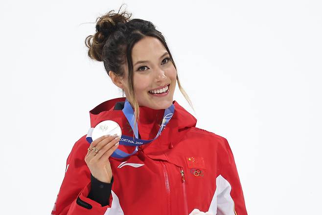 이번 대회 은메달 두개를 딴 중국의 구아이링의 모습. [게티이미지]