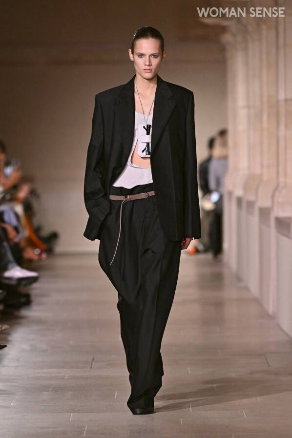 victoria beckham_catwalkpictures