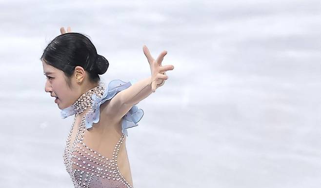 피겨 이해인이 17일(현지시간) 이탈리아 밀라노 아이스스케이팅 아레나에서 열린 2026 밀라노·코르티나담페초 동계올림픽 피겨 스케이팅 여자 싱글 쇼트 프로그램에서 마무리 연기를 하고 있다. 뉴스1