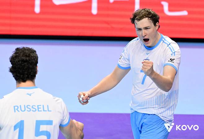 포효하는 대한항공 이든. KOVO 제공