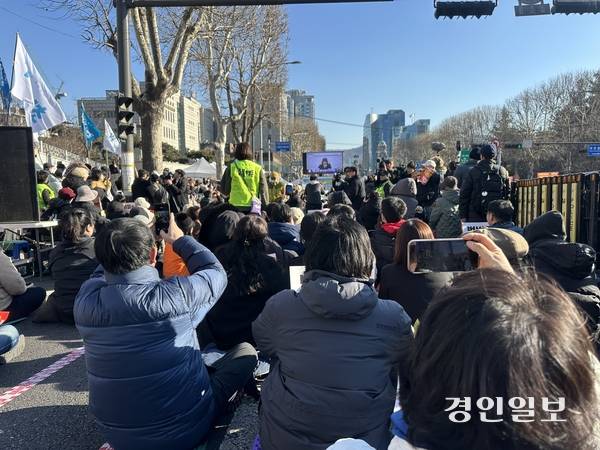 내란 우두머리 혐의를 받는 윤석열 전 대통령이 1심에서 무기징역이 선고받았다. 2026.2.19 /목은수기자 wood@kyeongin.com