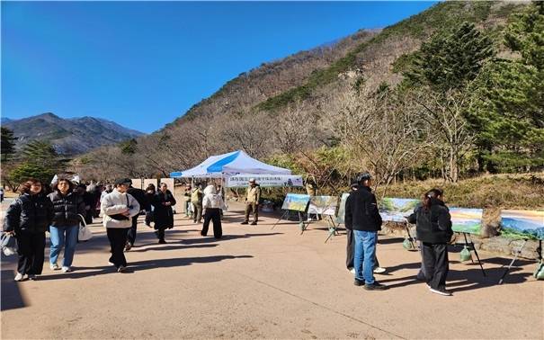 설악산국립공원 다국어 캠페인 [설악산국립공원사무소 제공. 재판매 및 DB 금지]