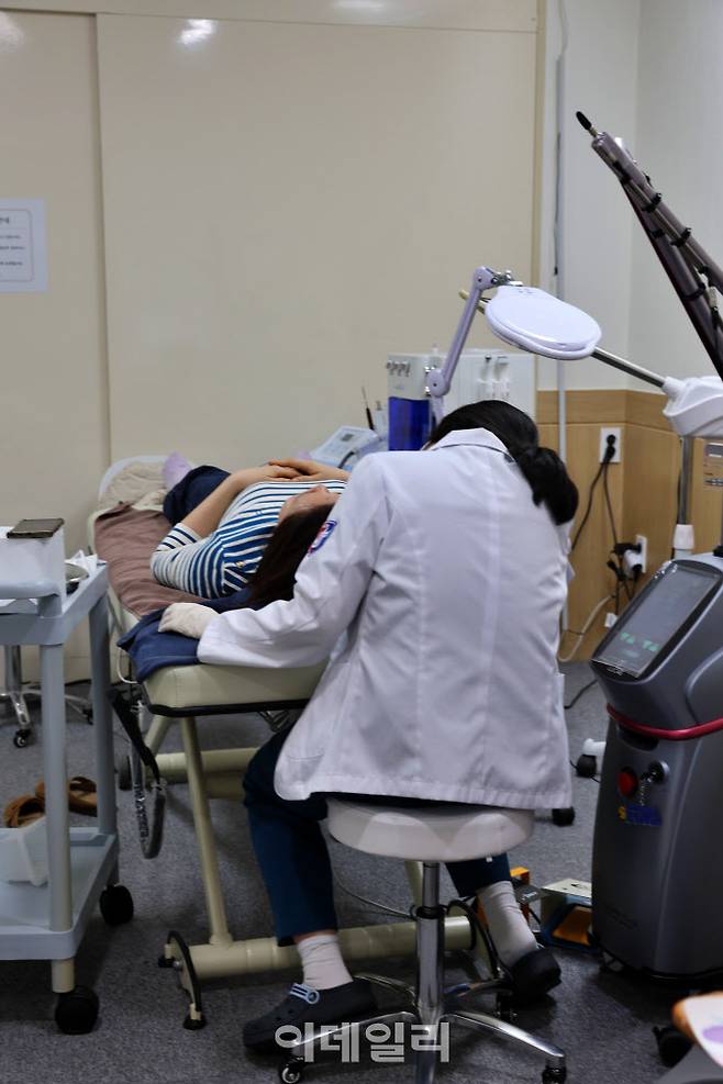 한의학 기반 통합치유 프로그램이 진행되는 전라남도 마음건강치유센터. 전문 의료진이 맞춤형 재활·치유를 돕는다.