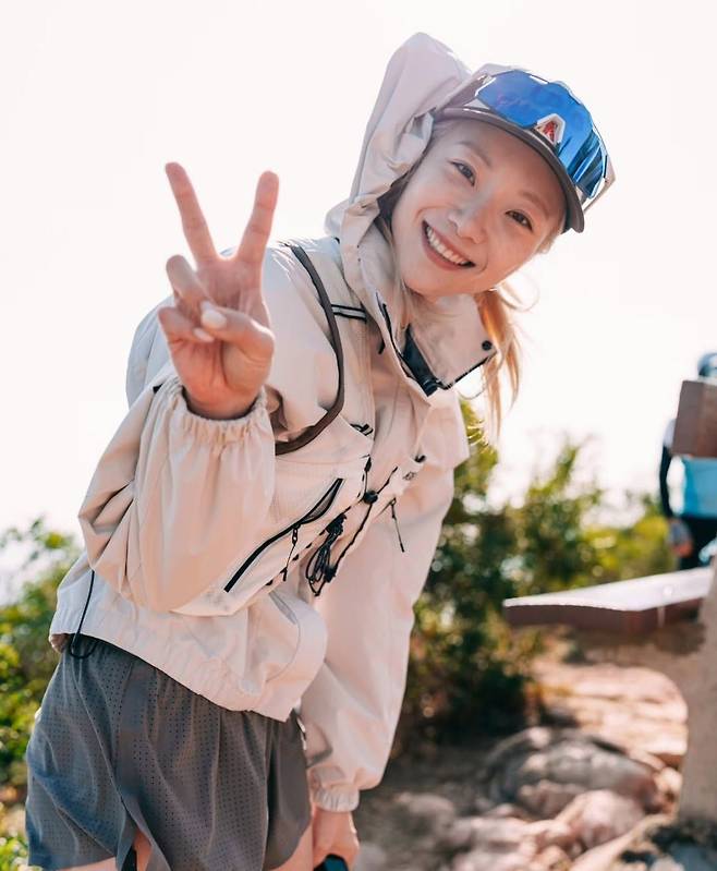 피트니스 모델이자 여성 운동 크리에이터 심으뜸. 인스타그램 @euddeume_