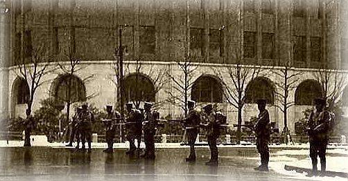 1936년 2·26 사건에서 일본 국회가 있는 나가타초를 점령한 병사들. 사진 위키피디아