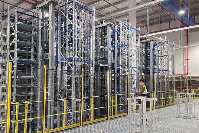 CJ대한통운 사우디GDC에 도입한 멀티셔틀 시스템. [CJ대한통운 제공]