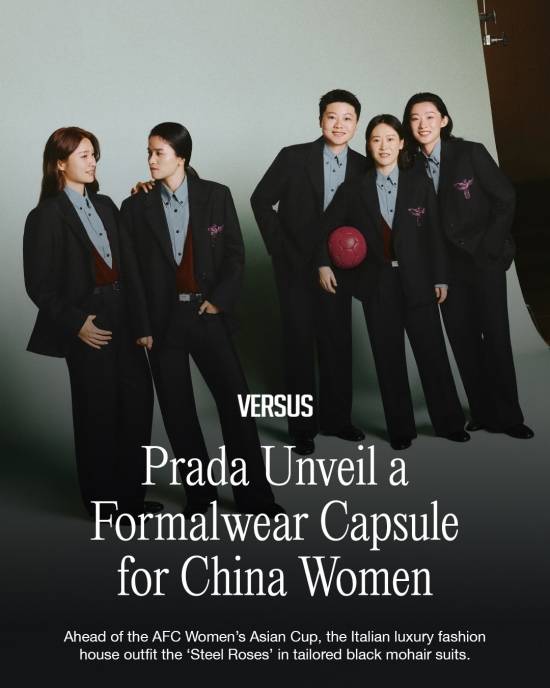 대한민국 여자 축구의 살아있는 전설 조소현이 최근 개인 소셜 미디어(SNS)에 남긴 게시물로 비판을 받고 있다. 국가대표라는 자리 자체를 목표로 묵묵히 땀 흘리는 다른 선수들을 고려할 때, 명품 브랜드 협찬 여부로 박탈감을 표출한 것은 시기와 표현 모두 부적절했다는 지적이다. 선수단이 온전히 경기에만 집중해야 할 중요한 시기에 대표팀과 멀어진 베테랑이 잡음을 일으키며 엉뚱한 화제로 초점이 맞춰지고 있는 안타까운 상황이 이어지고 있다. SNS