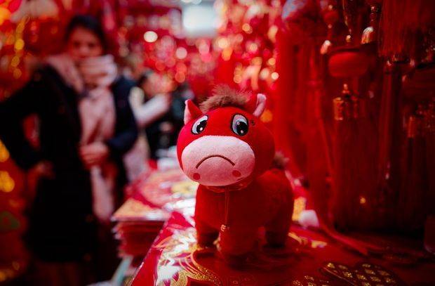 중국에서 인기를 끌고 있는 인형 '쿠쿠마'. EPA연합뉴스