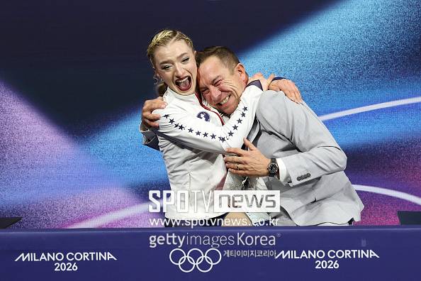 ▲&nbsp;2026 밀라노·코르티나담페초 동계올림픽 피겨스케이팅 여자 싱글에 출전한 앰버 글렌(27·미국)이 경기 직후 자신의 생리 중임을 공개하며 여성 선수들이 경기 현장에서 겪는 현실을 직접 언급했다.&nbsp;