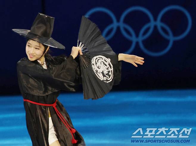 22일(한국시간) 이탈리아 밀라노 스피드스케이팅 아레나에서 밀라노동계올림픽 피겨 갈라쇼가 열렸다. 연기를 펼치고 있는 이해인. 밀라노(이탈리아)=송정헌 기자songs@sportschosun.com/2026.02.22/