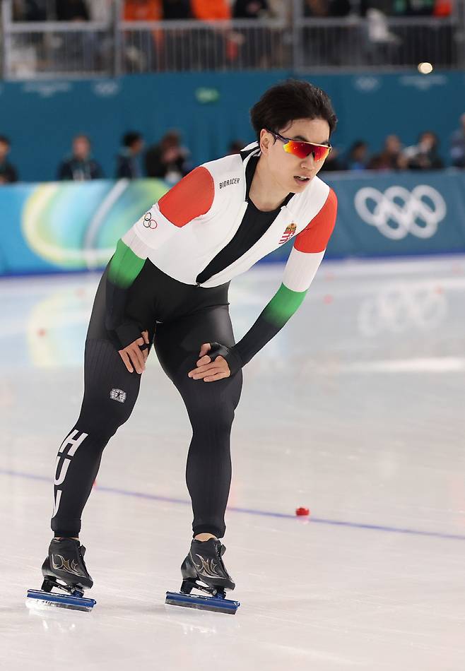 숨 고르는 김민석
(밀라노=연합뉴스) 이지은 기자 = 11일(현지시간) 이탈리아 밀라노 스피드스케이팅 스타디움에서 열린 2026 밀라노ㆍ코르티나담페초 동계올림픽 스피드스케이팅 남자 1,000m 경기에 출전한 헝가리 김민석이 질주한 뒤 숨을 고르고 있다. 2026.2.12
jieunlee@yna.co.kr
(끝)
<저작권자(c) 연합뉴스, 무단 전재-재배포, AI 학습 및 활용 금지>