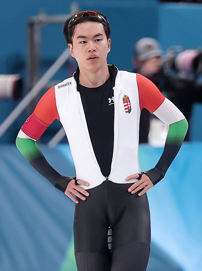 헝가리로 귀화한 스피드스케이팅 김민석이 19일(현지시간) 이탈리아 밀라노 스피드스케이팅 스타디움에서 열린 스피드 스케이팅 남자 1500m에서 레이스를 마친 후 숨을 고르고 있다. 2026.2.20 ⓒ 뉴스1