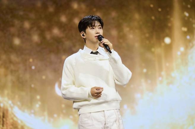 가수 임영웅은 지난 16~18일 서울 고척스카이돔에서 전국투어 콘서트 '아임 히어로'(IM HERO)를 개최했다.뉴시스