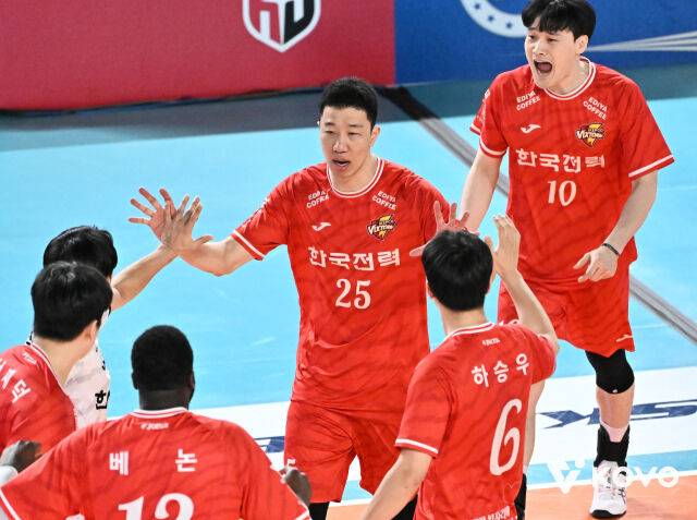 신영석과 동료들./KOVO