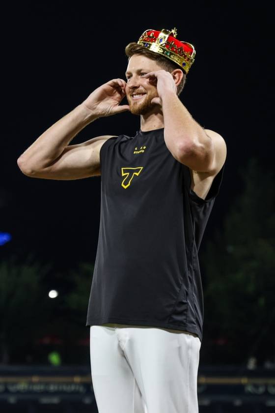 KIA 타이거즈 시절 에릭 라우어의 모습. /AFPBBNews=뉴스1