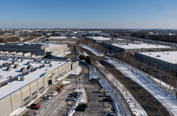 버지니아주 애쉬번의 데이터 센터. [출처=WSJ]