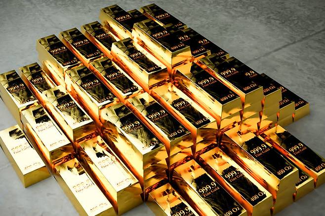 익명 기부자가 노후 수도관 교체를 위해 오사카시에 5억 엔대 금괴를 기탁했다. 사진=게티이미지뱅크.