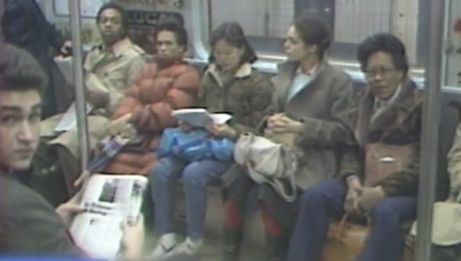 7번 지하철을 타고 맨해튼까지 이동하는 플러싱 사람들.