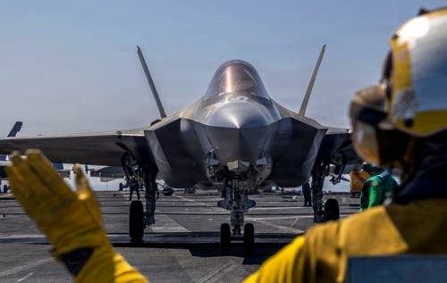 미국의 공격 가능성이 높아진 가운데 이란이 사실상 고립무원 상태라는 분석이 나왔다. [연합뉴스]