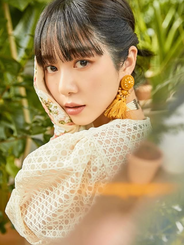 AOA 출신 권민아가 피부 시술 중 화상을 입고 불안한 심경을 전했다./권민아 소셜미디어