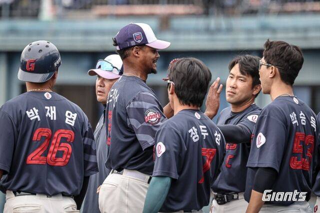 멜빈 로드리게스/롯데 자이언츠