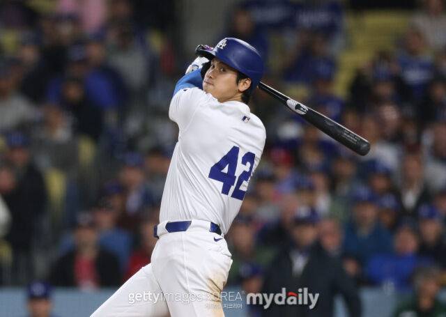 재키 로빈슨 데이를 맞아 42번을 단 오타니 쇼헤이./게티이미지코리아