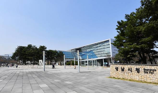 [성남=뉴시스]성남시청 전경(사진=뉴시스DB)photo@newsis.com *재판매 및 DB 금지