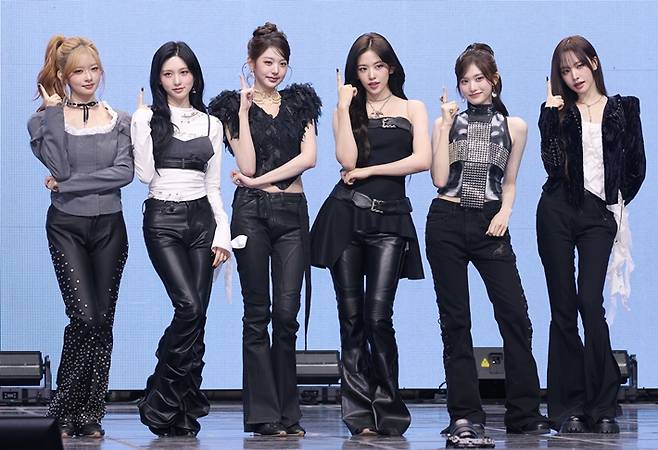 23일 오후 2시 서울 광진구 예스24 라이브홀에서 아이브의 정규 2집 '리바이브 플러스' 쇼케이스가 열렸다. 연합뉴스